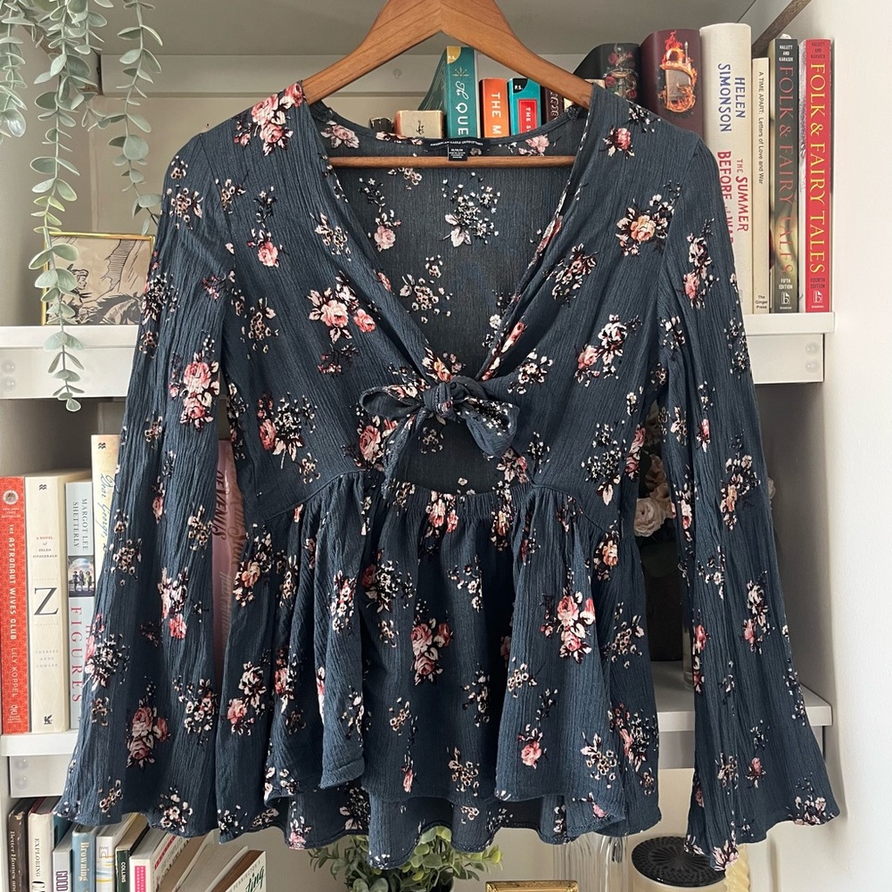 American Eagle Boho Front Bow Blouse